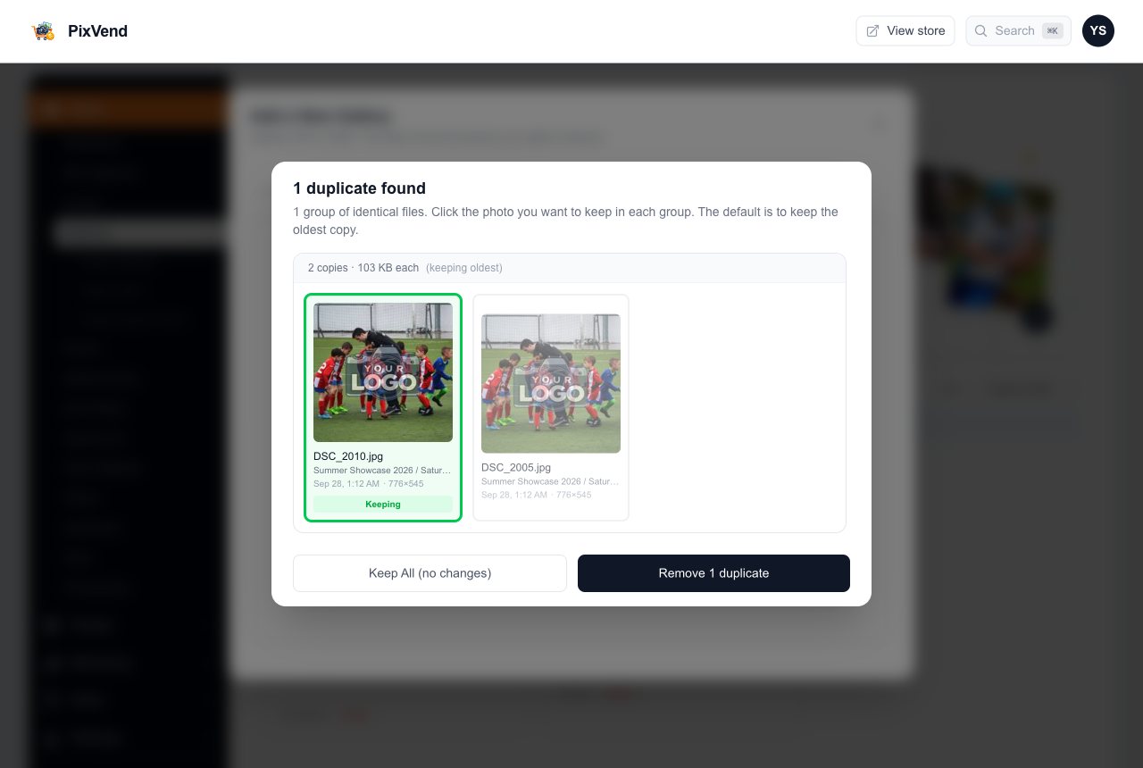 The duplicate check: two identical photos side by side, one marked Keeping, with a Remove 1 duplicate button
